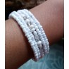 Bracelet femme fin en perles blanches