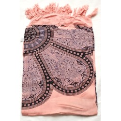 Paréo rose et noir Mandala 1