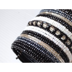 Bracelet femme manchette perles noir et blanc